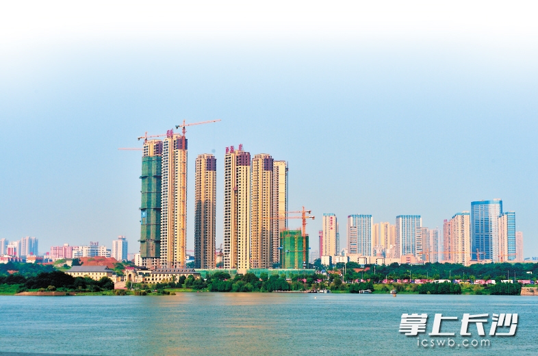 　　长沙内六区将有45个项目在9月入市。　　长沙晚报记者 余劭劼 摄