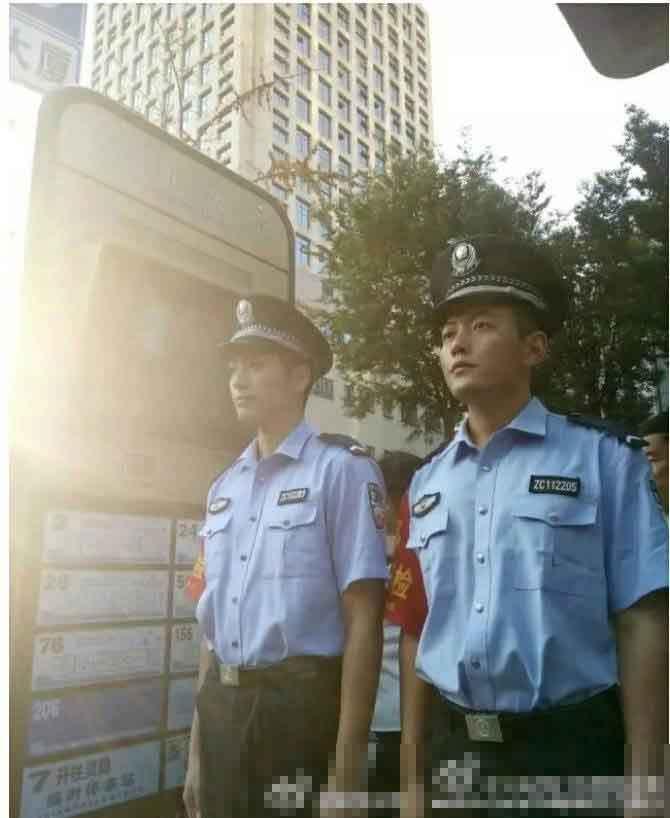 杭州警察被赞颜值爆表 网友：帅哥都上交给国家了