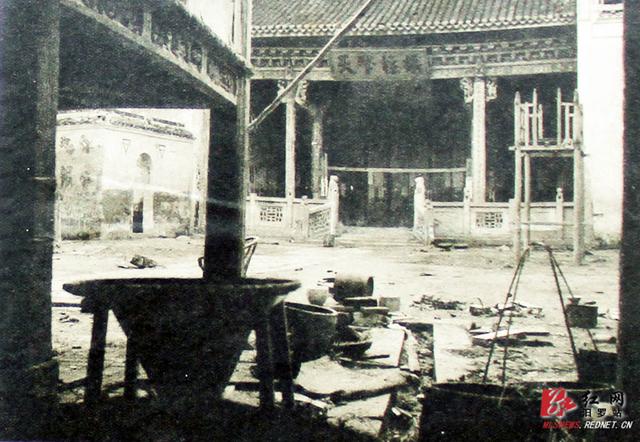 岳阳现日本原版画册 5幅图片记录古镇被毁过程