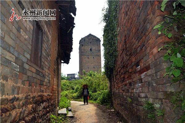 永州江华现一座大型清代炮楼 高16米境内仅一座