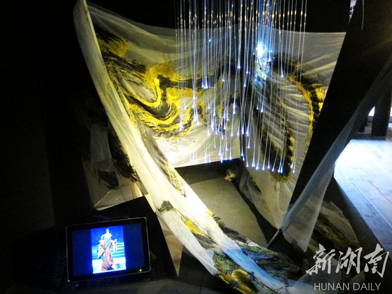 乌镇戏剧节 丨9位设计师的舞台艺术实践