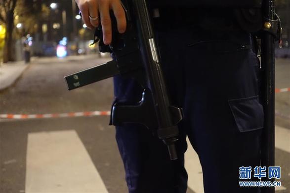（国际）（4）法国巴黎发生一起持枪入室抢劫案