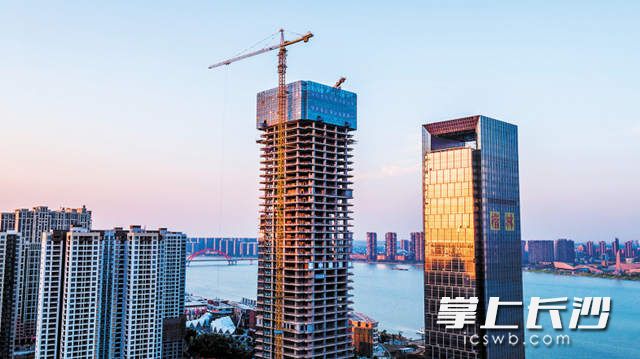 长沙向中部金融中心迈进 湘江沿岸成经济增长新引擎