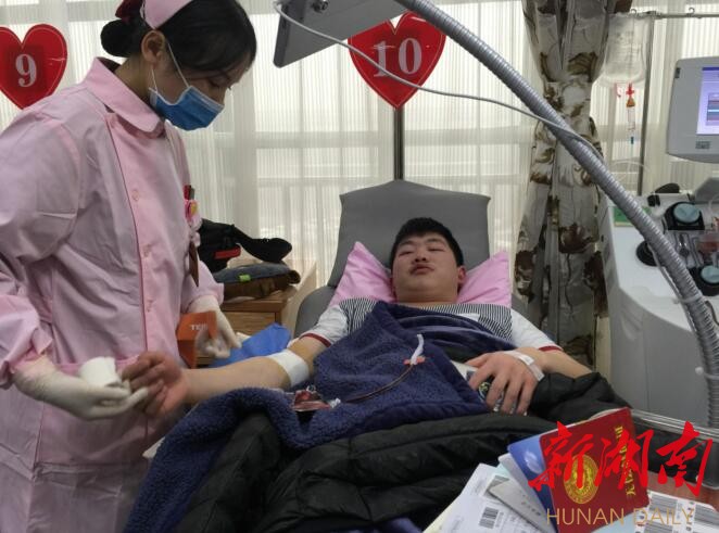 新春撸起袖子献热血,长沙247名志愿者献血82000毫升 新湖南www.hunanabc.com