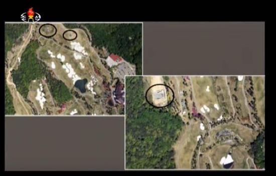 朝鲜中央电视台节目面截图。节目上两张卫星照显示出萨德系统在天山高尔夫球场部署的情况。