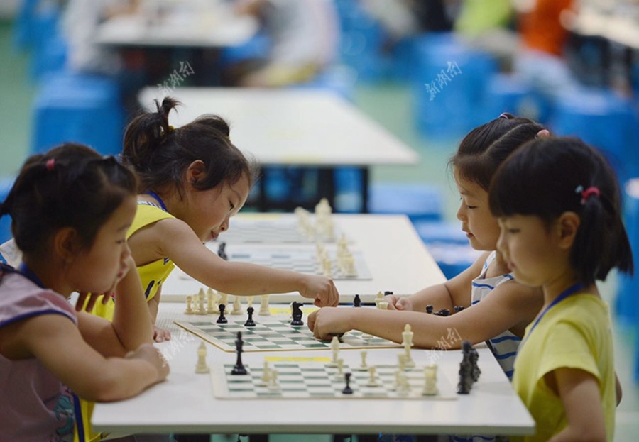 湖南880名中小学生角逐国际象棋赛 - 资讯 - 新