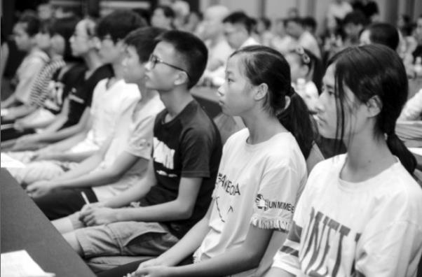 2017湖南慈善助学活动举行 5家单位共捐赠10