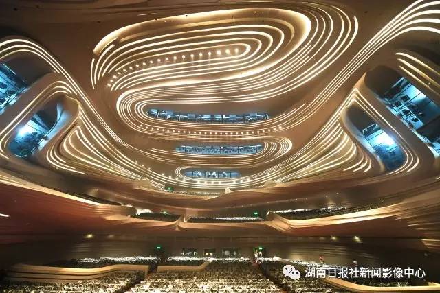 此外,大剧院今后还将定期举办"市民开放