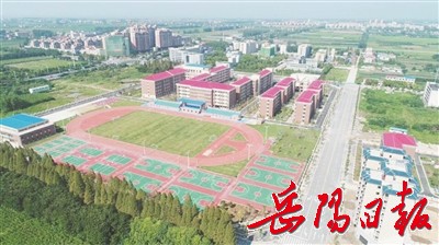 也要让学校好一点 君山区举全区之力办好人民满意的教育     岳阳日报