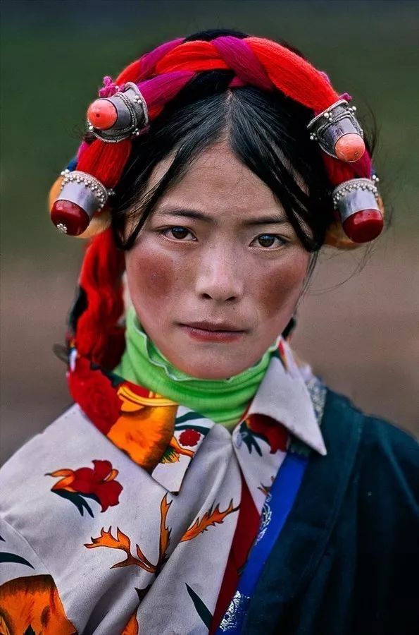 马格南纪实摄影大师镜头下的藏区人像