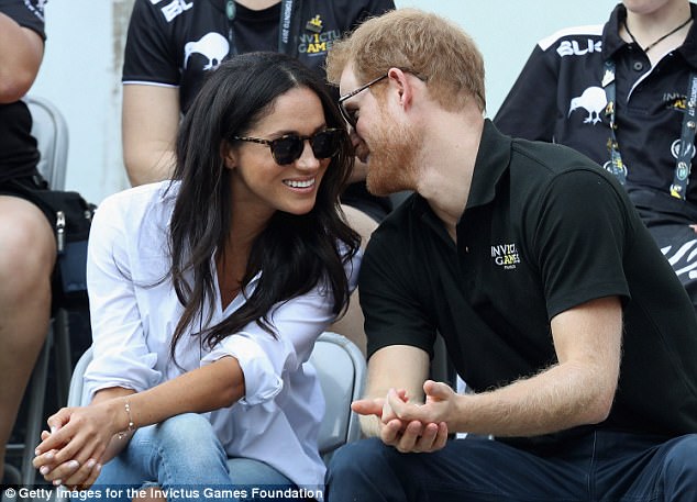  （图片来源：《每日邮报》）