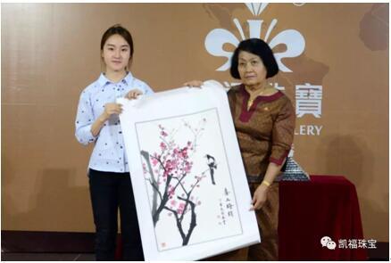 《那段青涩时光中的你》赠书仪式圆满成功