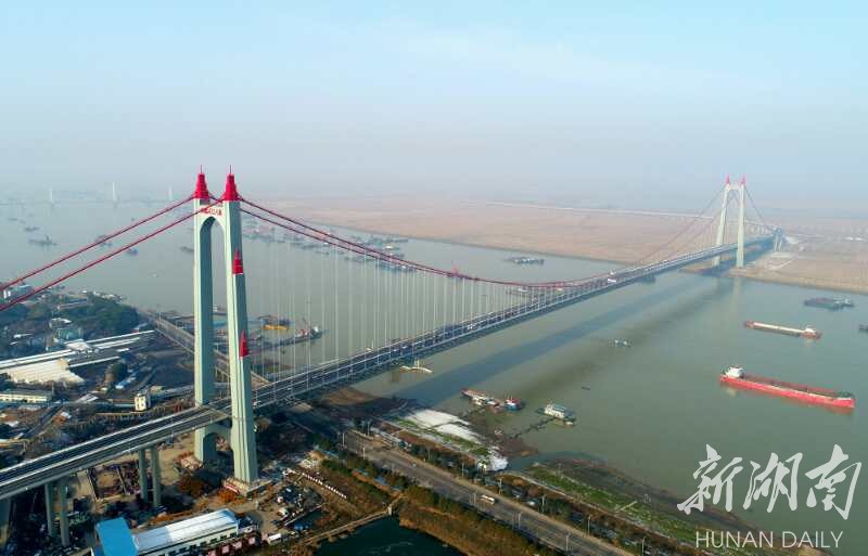 杭瑞洞庭大桥建成通车 湖南又添"超级工程"!