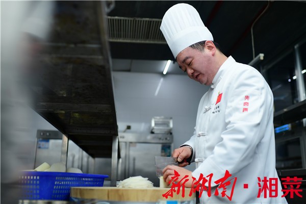 王焰峰:赛出来的"大师二代"