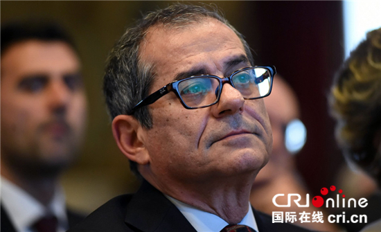 意大利经济学家:美国解决贸易赤字问题需从自