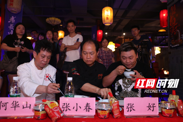 妈妈的味道厨艺比拼母亲节落幕 湘菜大师现场