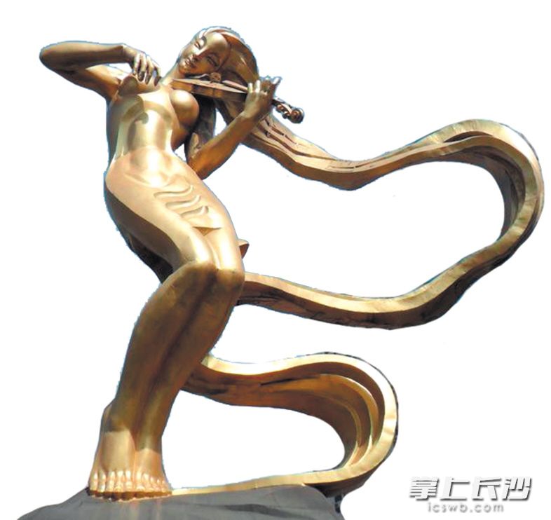 雕塑《浏阳河》
