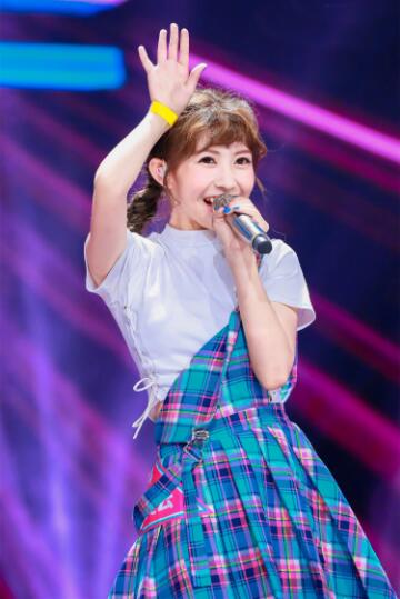 《创造101》赖美云首担C位不负众望_获点赞王实至名归 《创造101》赖美云首担C位不负众望_获点赞王实至名归