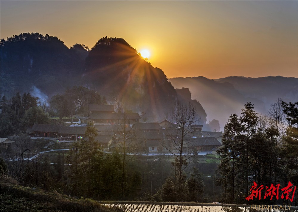 花垣县 - 中国湘西旅游百佳摄影点 - 中国湘西旅游点