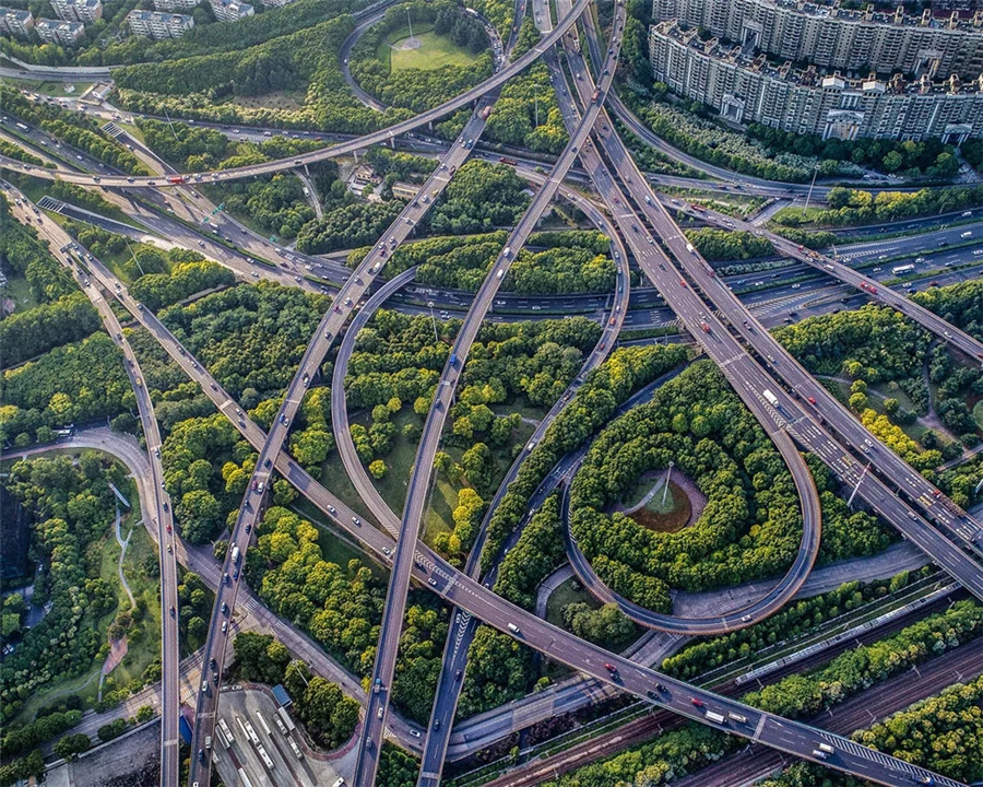 上海的高速公路和立交桥