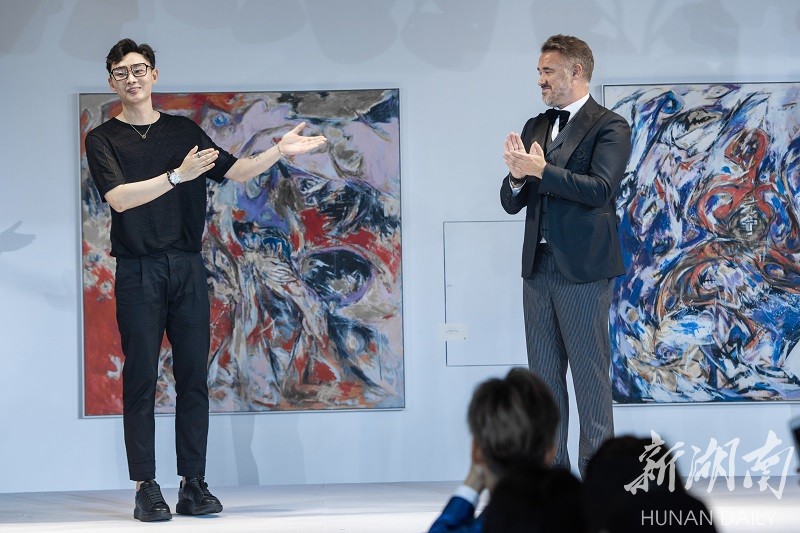 以作品立标杆 丹宁定制男装大秀在长沙举办