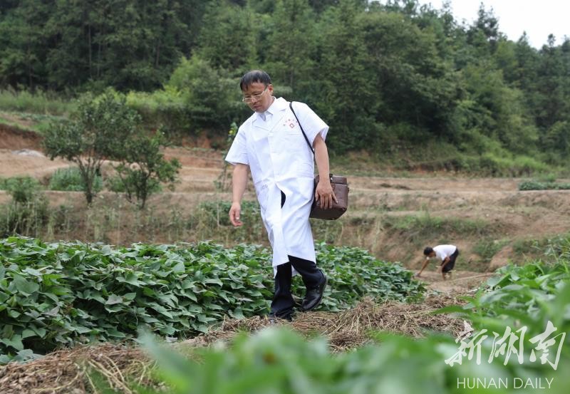 衡阳县乡村医生30年用心守护村民健康