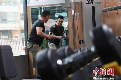 点击进入下一页
