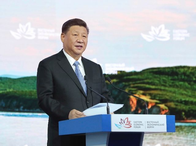 9月12日,第四届东方经济论坛全会在符拉迪沃斯托克举行。中国国家主席习近平出席并发表题为《共享远东发展新机遇 开创东北亚美好新未来》的致辞。新华社记者 鞠鹏 摄