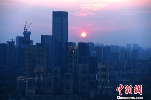 资料图:高楼。<a target='_blank' href='http://www.chinanews.com/'>中新社</a>记者 陈超 摄