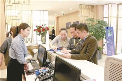 点击进入下一页