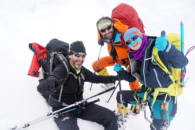 中国女登山家罗静:要么荣耀归来,要么永远回不来