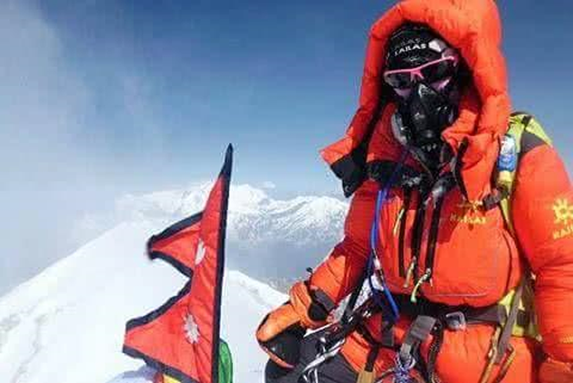 中国女登山家罗静:要么荣耀归来,要么永远回不来
