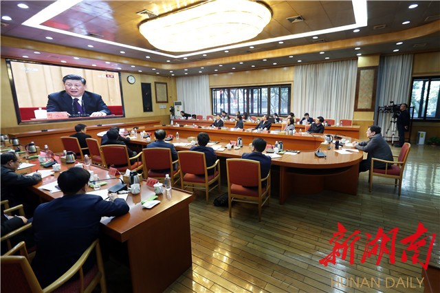 杜家毫与在长省委常委集中收看庆祝改革开放40周年大会盛况 新湖南www.hunanabc.com