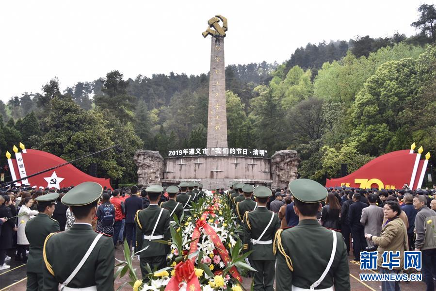 (新華全媒頭條·圖文互動)(11)祭奠,為了更好地前行