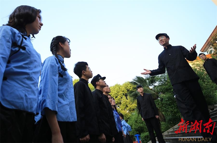 衡阳:青春快闪迎“五四” 新湖南www.hunanabc.com