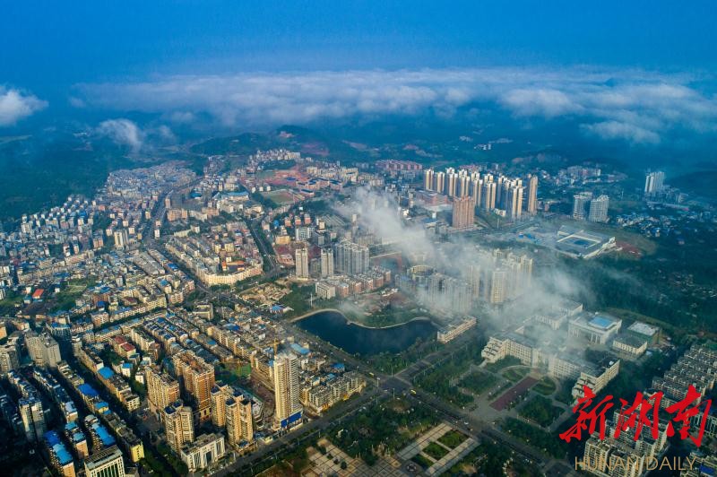 高空航拍俯瞰桂阳雨后美如幻境 郴州 新湖南