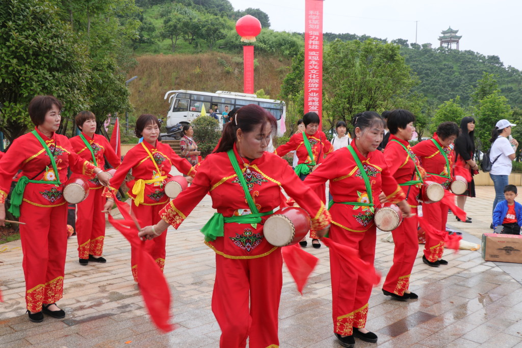 206-02 08:14喜迎建国70周年,让我们擂鼓呐喊.