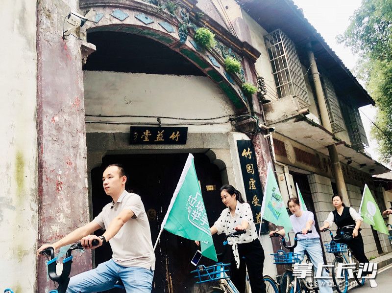 文昌阁八大文物点之一的任理卿公馆古朴雅致，引得前来打卡的网友流连忘返。 长沙晚报全媒体记者 李卓 摄