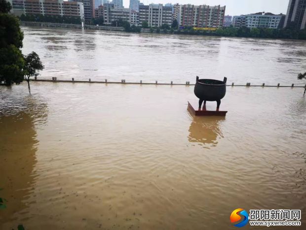 临津门城门洞子9日18时11分江水倒灌严重