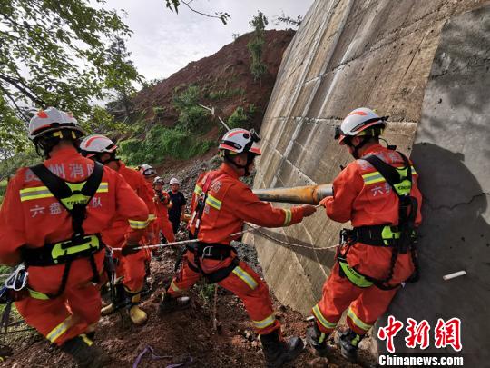 点击进入下一页