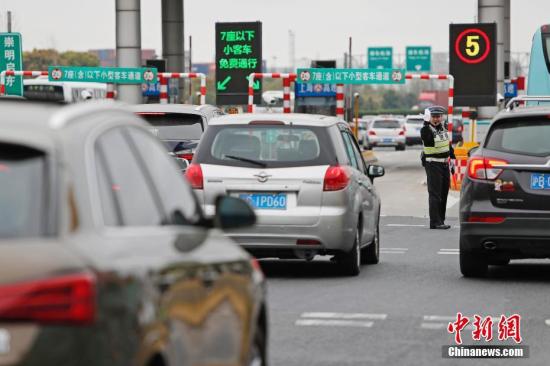 北京开拆高速公路省界收费站 普及电子收费提高通行效率