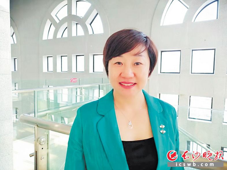 周慧的心愿是想把企业打造成湖南首家房地产全产业链公司。 长沙晚报全媒体记者 黎铁桥 摄