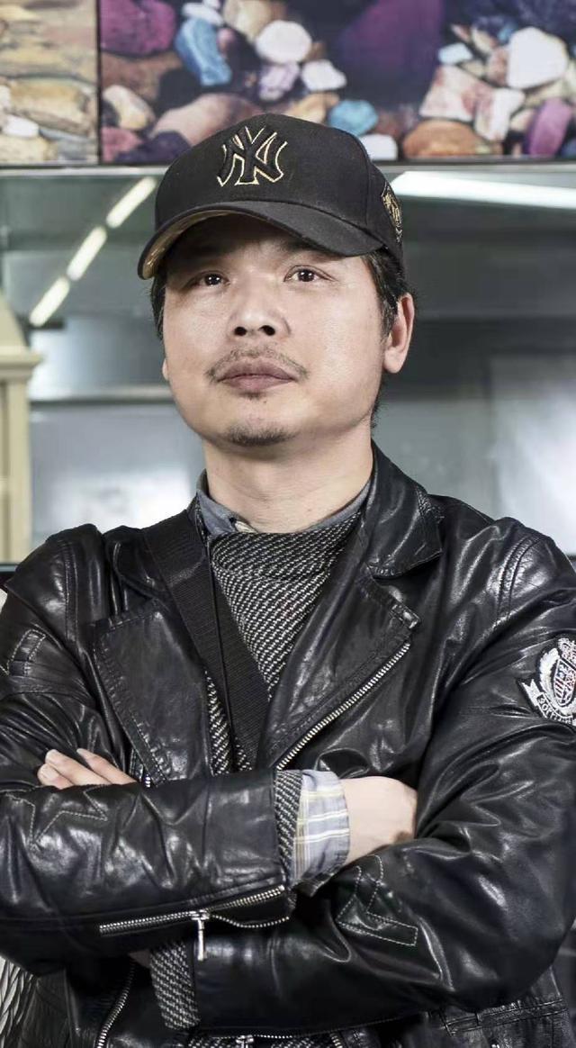 摄影三十年 长沙市民用镜头纪录城市变迁