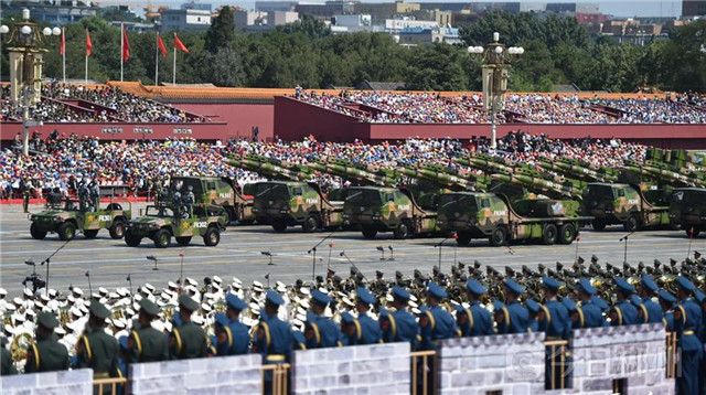 王金泉:看着自己维护的战车通过天安门心潮澎湃 新湖南www.hunanabc.com