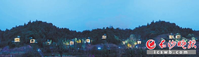散落在浔龙河艺术小镇的地球仓，是诗意的山间旅居方式。