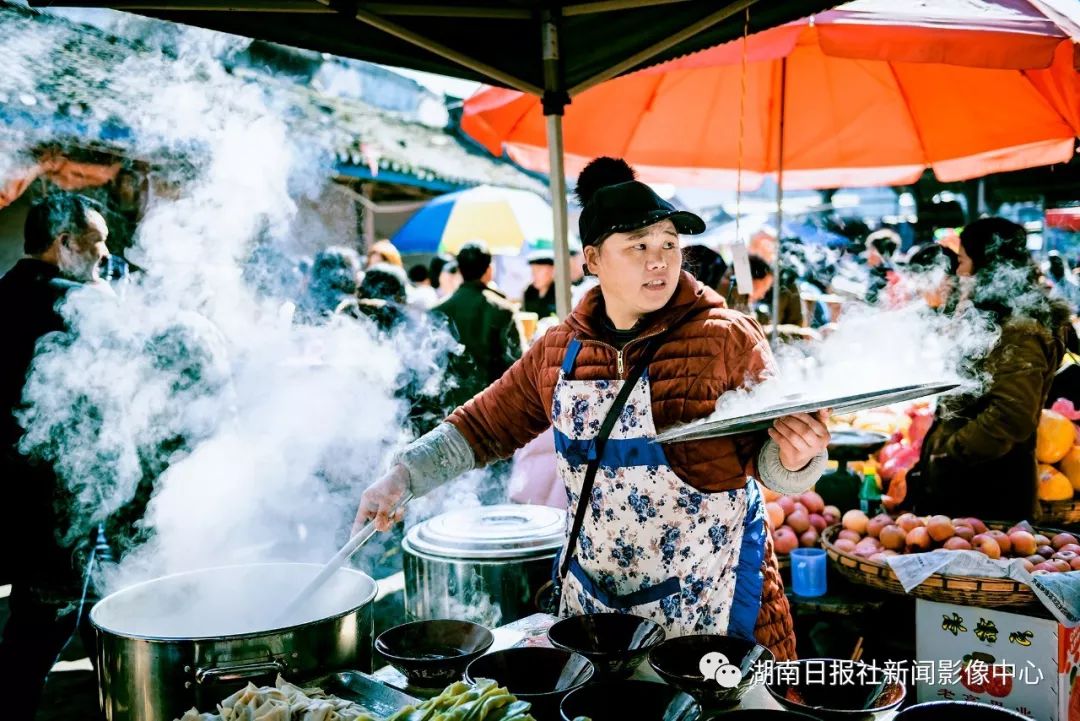 梁永鸿:抓拍瞬间的感动 新湖南www.hunanabc.com