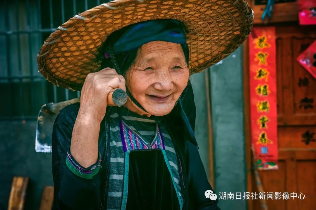 梁永鸿:抓拍瞬间的感动 新湖南www.hunanabc.com