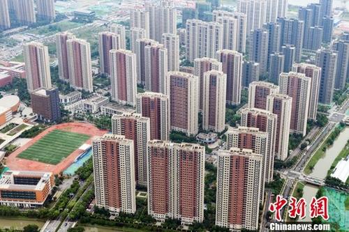 资料图:航拍南京河西一处楼盘。<a target='_blank' href='http://www.chinanews.com/'>中新社</a>记者 泱波 摄