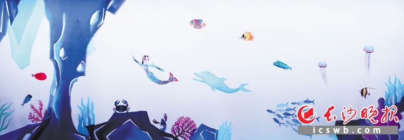 由湖南省木偶皮影艺术保护传承中心创排的原创大型皮影戏《人鱼姑娘》。长沙晚报全媒体记者余劭劼摄