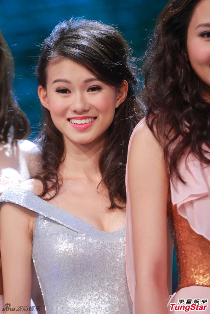 2013年港姐10强新鲜出炉 美丽与智慧并重/组图